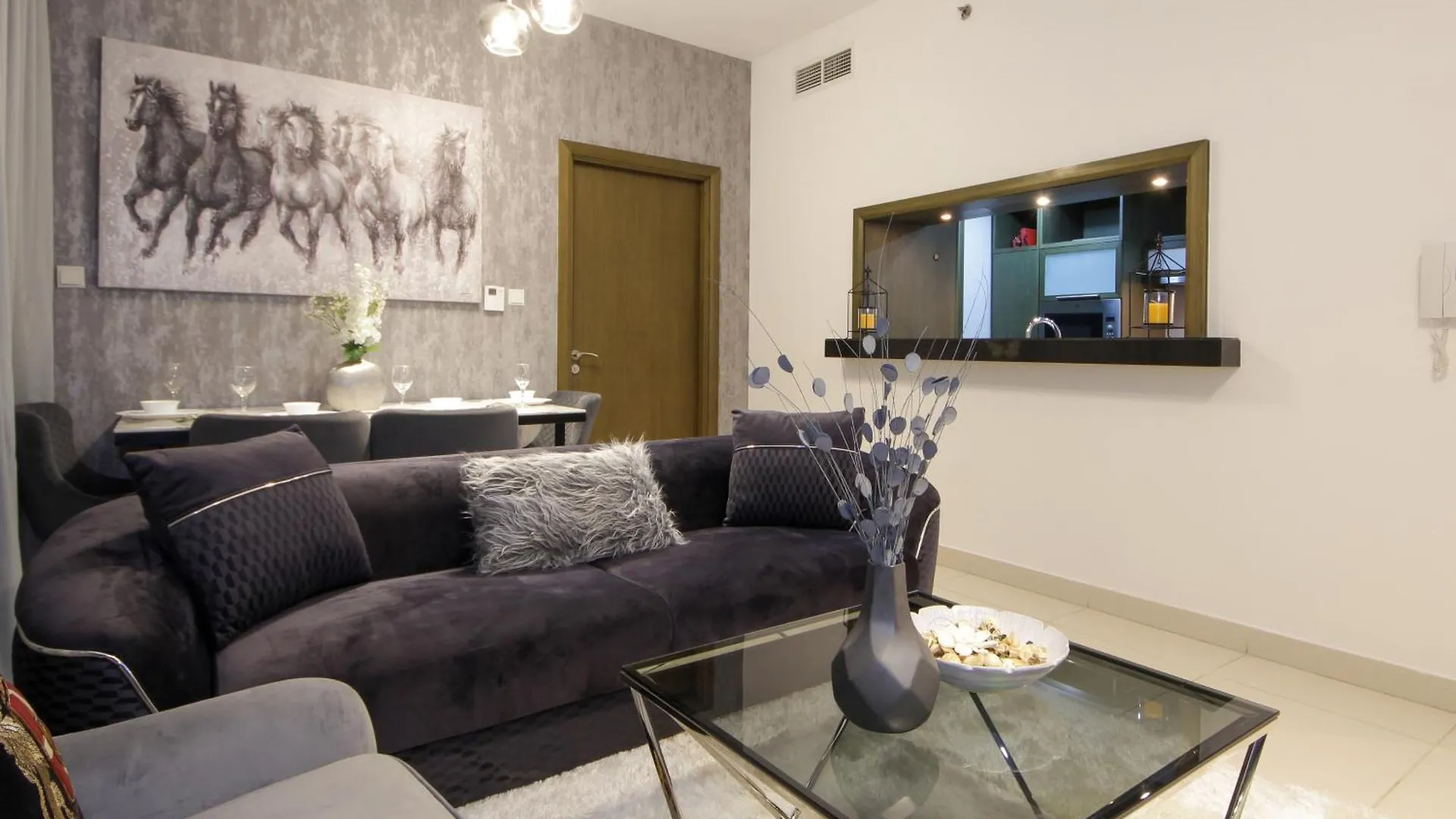 Spectacular 1Bhk Near Dubai Mall In The Lofts East - Truebleu Homes 0*,  アラブ首長国連邦
